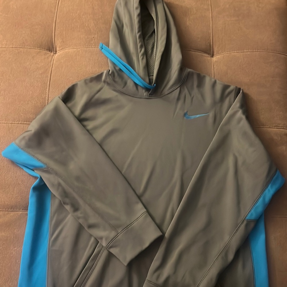 Nike hoodie size large.